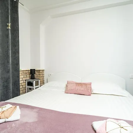 Dub Apartment